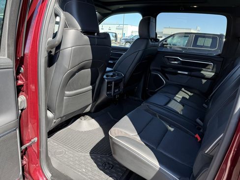 Used 2024 RAM 1500 Laramie image 13