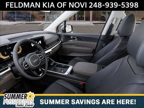 New 2026 Kia Carnival FWD image 17