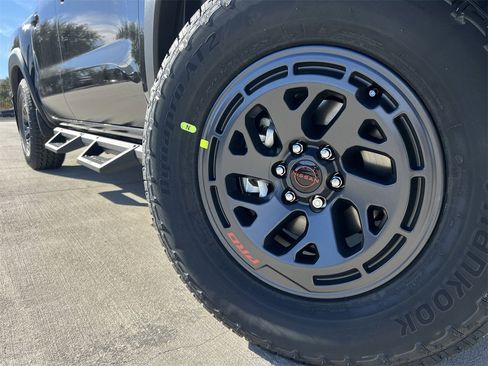 New 2026 Nissan Frontier Pro-X w/ Tow Package image 8