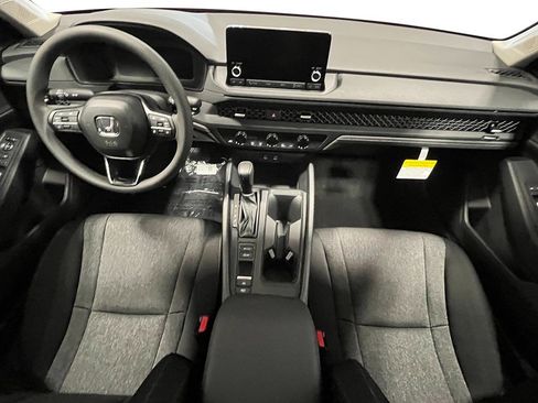 New 2025 Honda Accord SE image 18