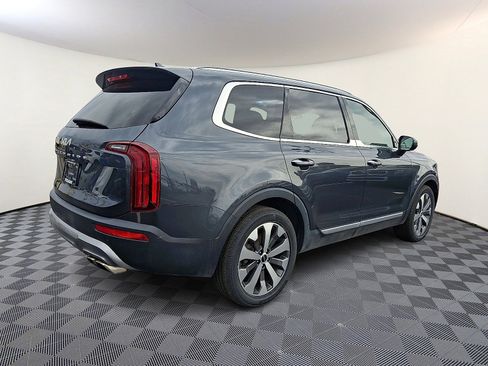 Used 2022 Kia Telluride S image 6