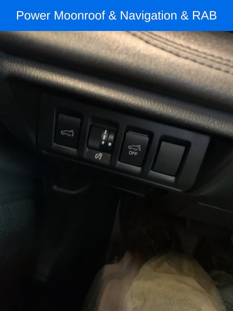Used 2025 Subaru Outback Wilderness AWD/4WD image 9
