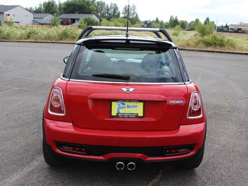 Used 2013 MINI Cooper S w/ Premium Pkg FWD image 8