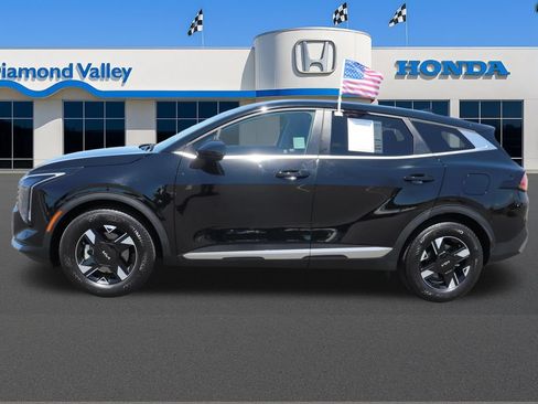 Used 2026 Kia Sportage LX FWD image 7
