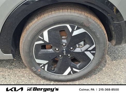 New 2026 Kia Niro Wind w/ Wind Preserve Package FWD image 6