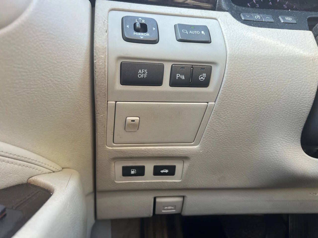 Used 2007 Lexus LS 460 RWD image 13