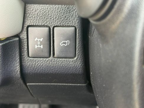 Used 2014 Toyota RAV4 Limited w/ Technology Package AWD/4WD image 17