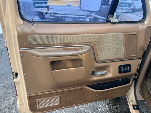 Used 1991 Ford F350 4x4 Crew Cab image 7