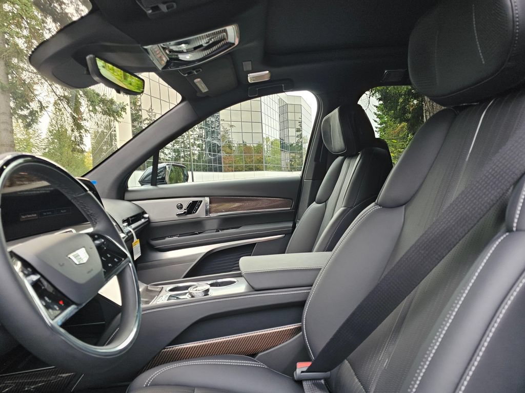 New 2027 Cadillac Vistiq Luxury AWD/4WD image 22