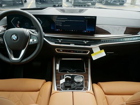 Used 2026 BMW X5 xDrive40i w/ Premium Package image 13