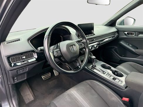Used 2023 Honda Civic Sport image 9