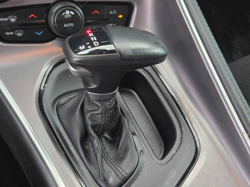 Used 2022 Dodge Challenger R/T w/ Driver Convenience Group image 25