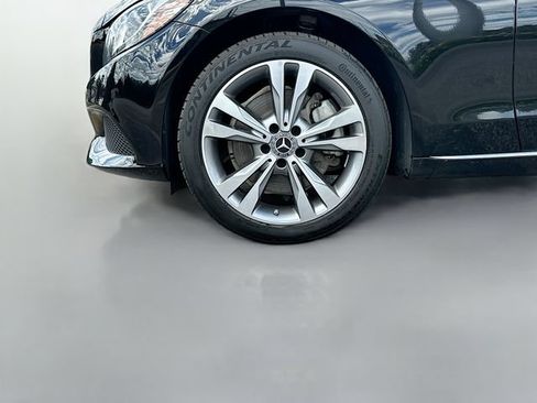 Used 2018 Mercedes-Benz C 300 4MATIC Sedan image 33