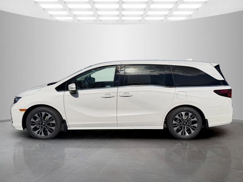 New 2026 Honda Odyssey Elite image 3