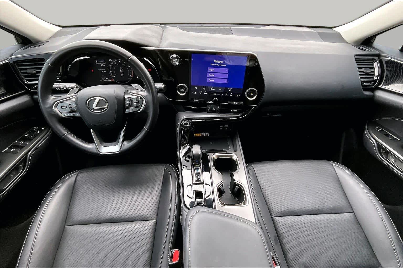 Used 2025 Lexus NX 250 FWD w/ Accessory Package (Z2) image 16