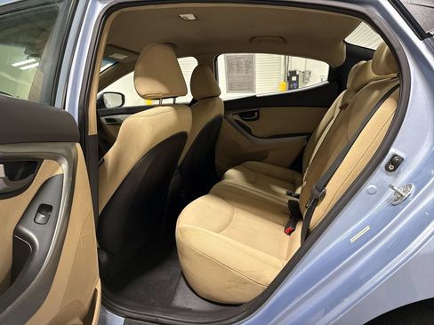 Used 2013 Hyundai Elantra GLS w/ Preferred Pkg FWD image 21