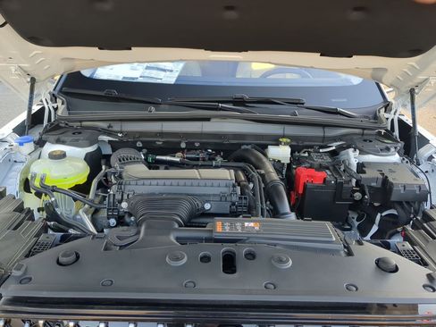 New 2026 Lincoln Nautilus Premier w/ Equipment Group 102A image 25