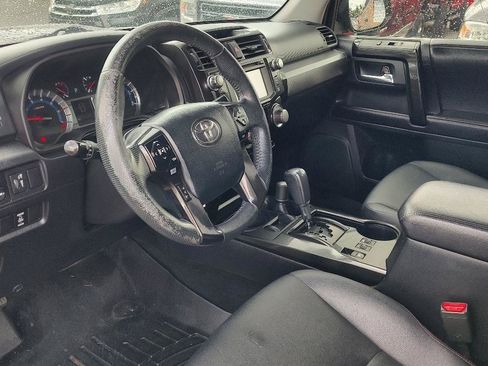 Used 2016 Toyota 4Runner Trail Premium AWD/4WD image 10