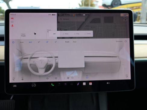 Used 2021 Tesla Model 3 Standard Range Plus image 53