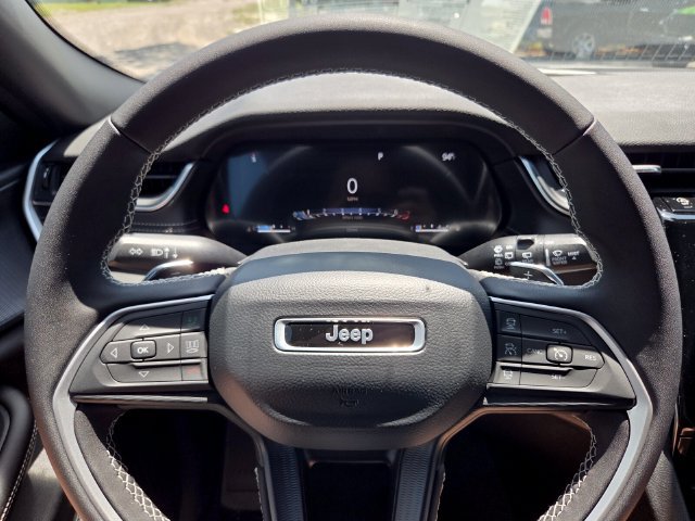 New 2026 Jeep Grand Cherokee Laredo RWD image 26