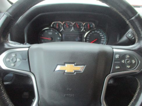 Used 2018 Chevrolet Silverado 1500 LT w/ LT Eassist Package AWD/4WD image 21