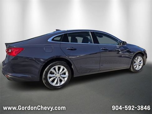 Used 2025 Chevrolet Malibu LT image 5