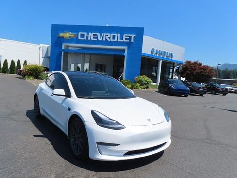 Used 2021 Tesla Model 3 Long Range AWD/4WD image 38