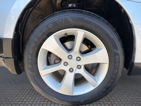 Used 2014 Subaru Outback 2.5i Premium AWD/4WD image 10