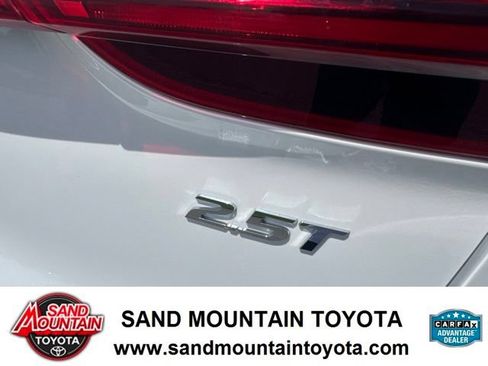 Used 2022 Hyundai Santa Fe Limited FWD image 8