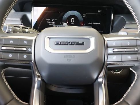 New 2026 GMC Acadia Denali w/ Super Cruise Package FWD image 25