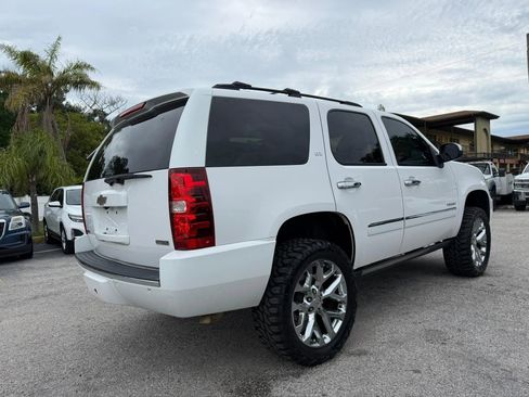 Used 2011 Chevrolet Tahoe LTZ RWD image 5