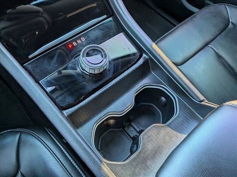 Used 2024 Jeep Grand Cherokee Limited w/ Black Appearance Package image 16