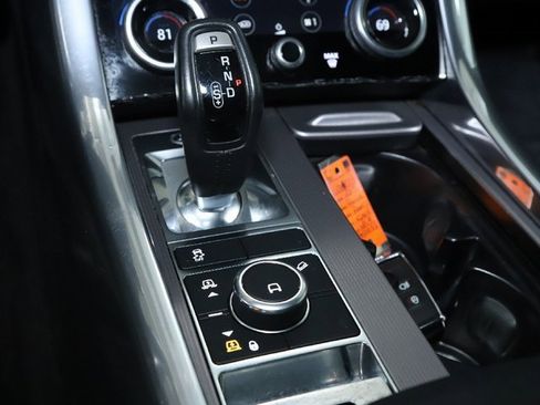 Used 2019 Land Rover Range Rover Sport HSE image 28