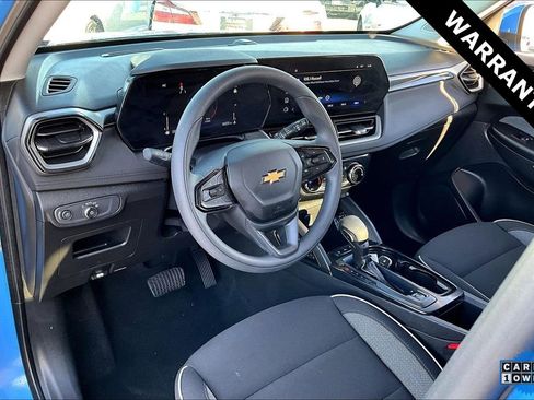 Used 2024 Chevrolet TrailBlazer LT w/ Driver Confidence Package image 16