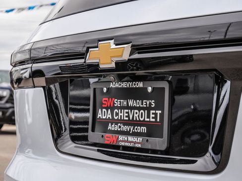 New 2026 Chevrolet Traverse High Country w/ LPO, Floor Liner Package image 11