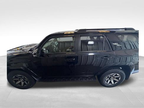 Used 2019 Toyota 4Runner SR5 Premium AWD/4WD image 4