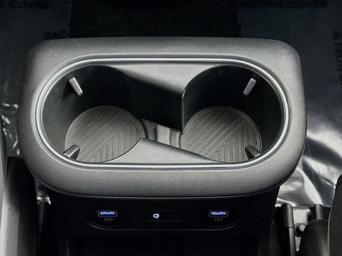 Used 2024 Hyundai Ioniq 5 Limited image 19