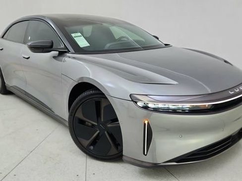 Used 2024 Lucid Air Touring image 1