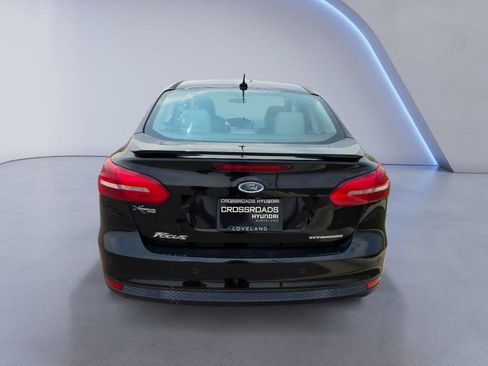 Used 2018 Ford Focus Titanium FWD image 4
