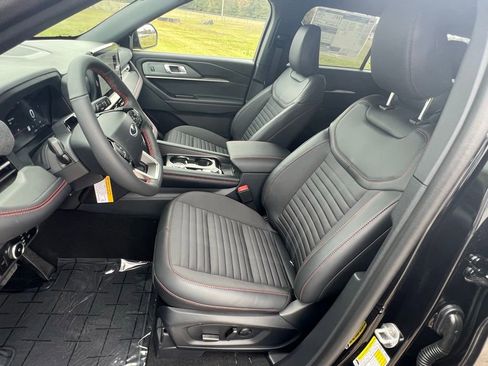 New 2026 Ford Explorer ST-Line w/ ST-Line Street Pack image 10