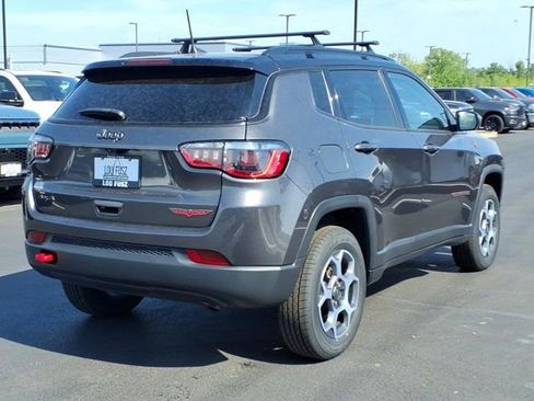 Used 2022 Jeep Compass Trailhawk w/ Trailhawk Convenience Group AWD/4WD image 26