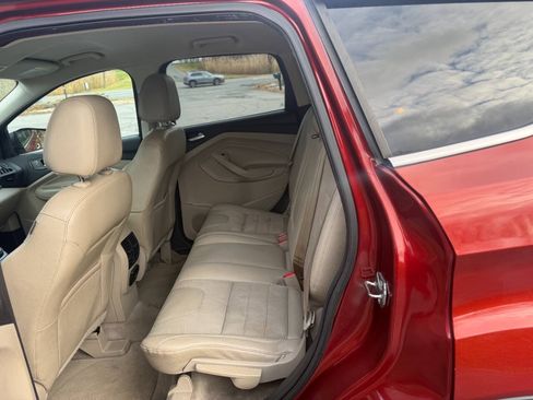 Used 2015 Ford Escape SE w/ SE Chrome Package AWD/4WD image 11