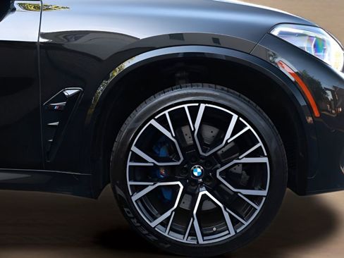 Used 2021 BMW X5 M w/ Competition Package AWD/4WD image 14