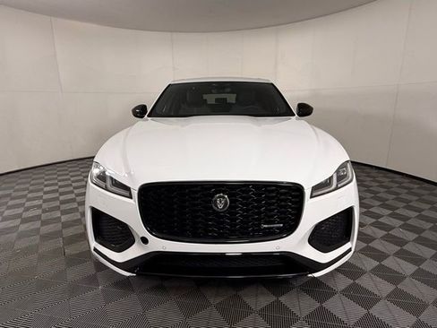 Certified 2025 Jaguar F-PACE R-Dynamic S image 9