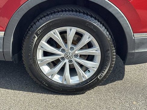 Used 2018 Volkswagen Tiguan SE image 23