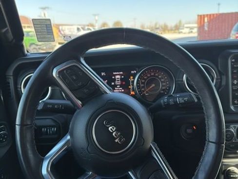 Used 2021 Jeep Wrangler Unlimited Sahara AWD/4WD image 27
