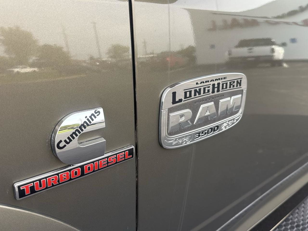 Used 2014 RAM 3500 Laramie Longhorn w/ Convenience Group AWD/4WD image 10