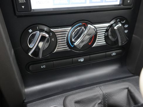 Used 2007 Ford Mustang GT RWD image 40