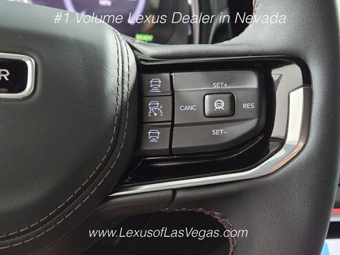 Used 2025 Jeep Wagoneer S Limited AWD/4WD image 31