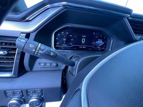 Used 2025 GMC Sierra 3500 Denali w/ Denali Reserve Package AWD/4WD image 18